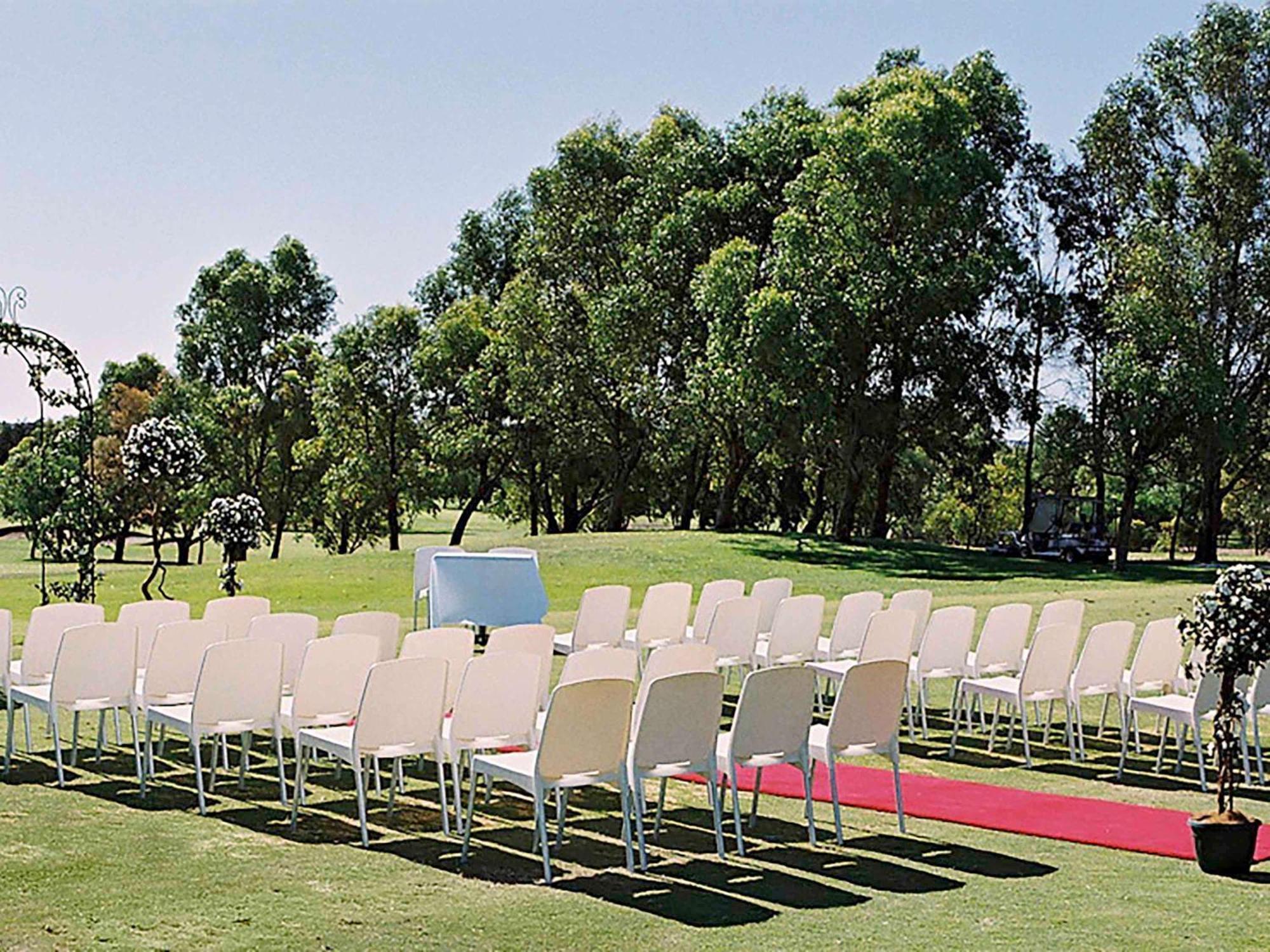 Mercure Bunbury Sanctuary Golf Resort Exterior photo