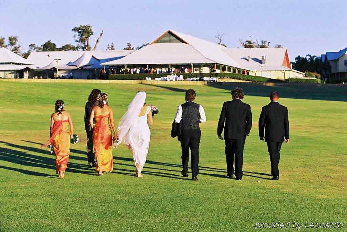 Mercure Bunbury Sanctuary Golf Resort Exterior photo